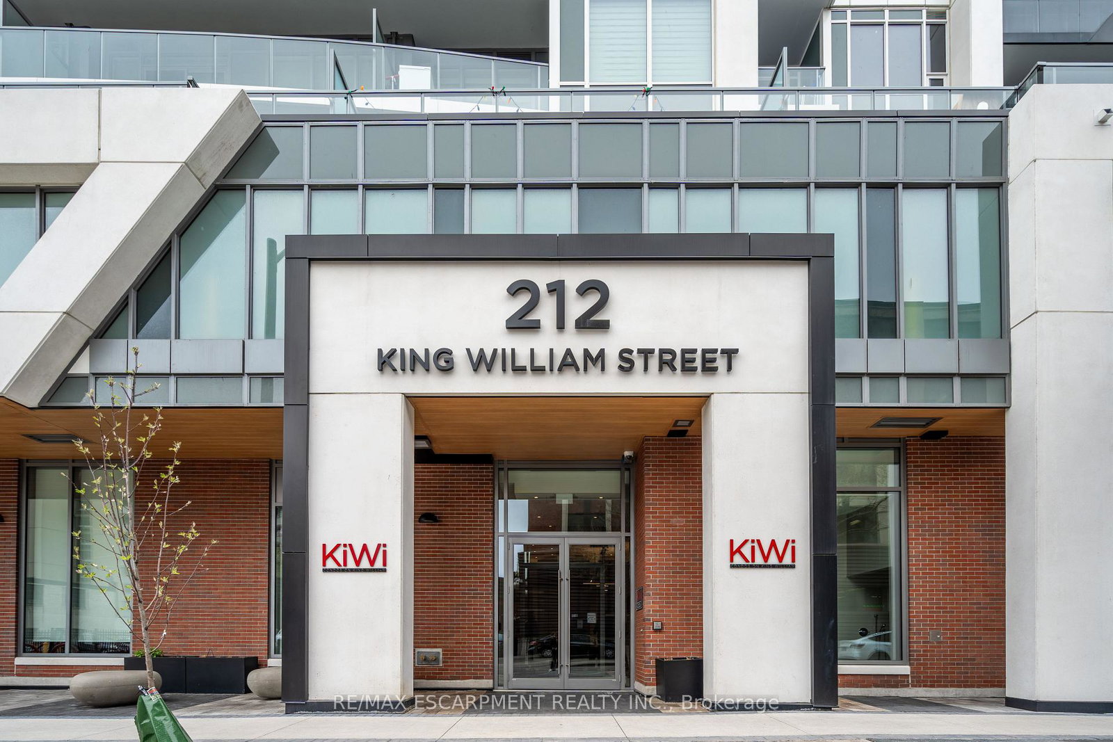 212-king-william-street-hamilton-ontario-x12558544