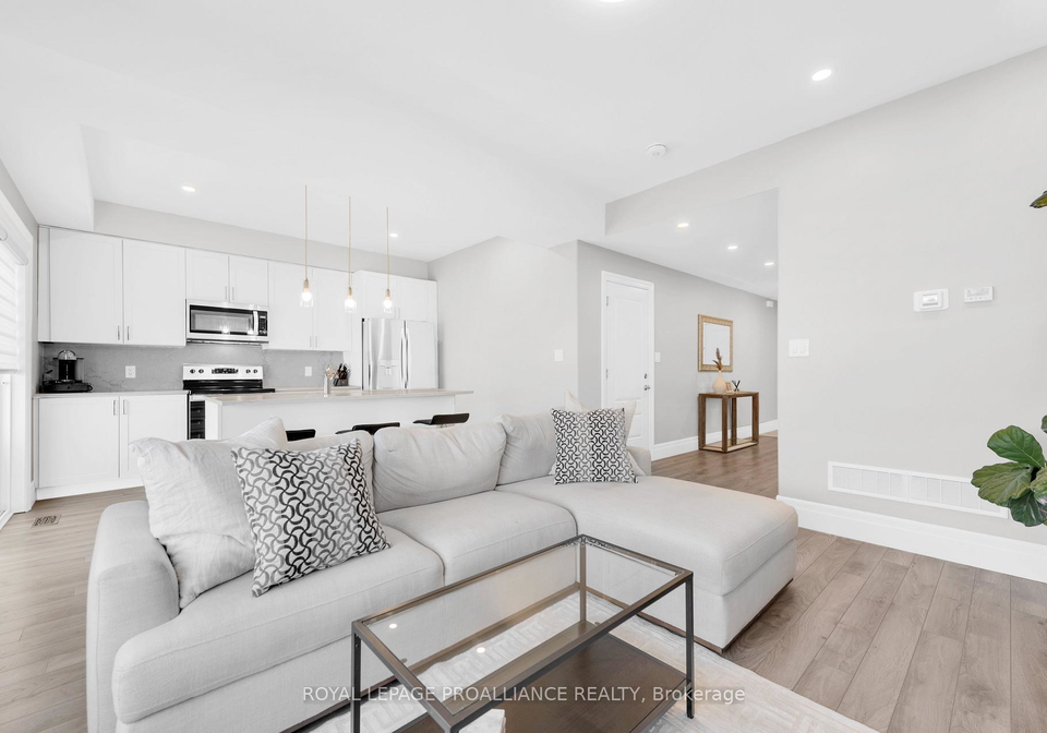 74-campbell-crescent-prince-edward-county-ontario-x12558592