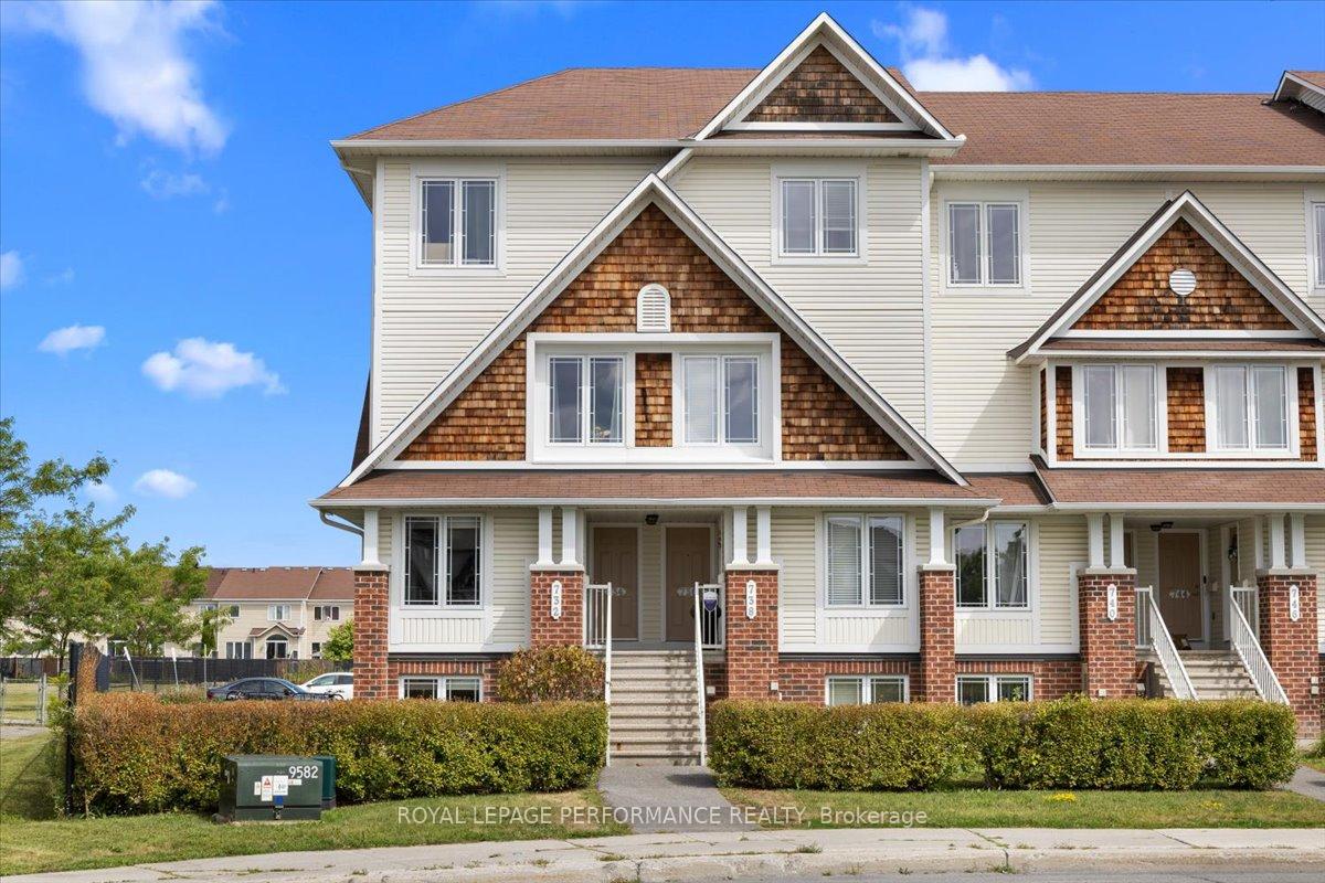 732-lakeridge-drive-ottawa-ontario-x12558902