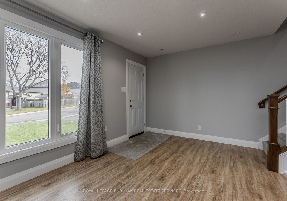 30-graywood-road-hamilton-ontario-x12559058