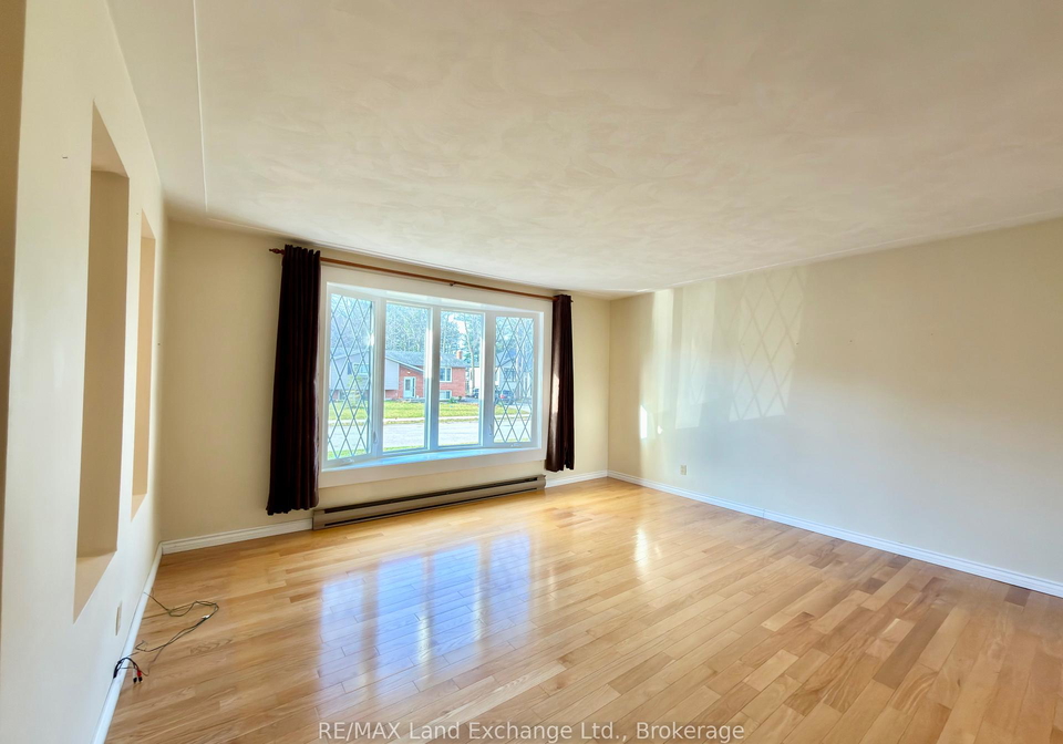 677-devonshire-road-saugeen-shores-ontario-x12559242