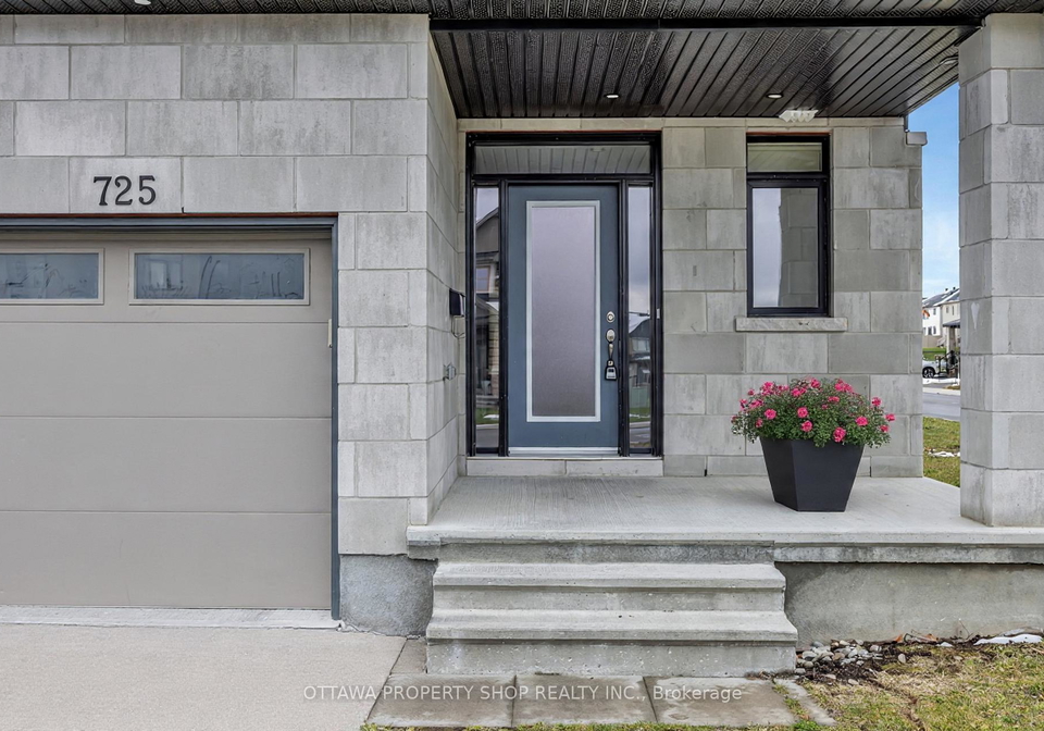 725-odyssey-way-ottawa-ontario-x12559552