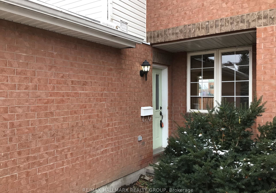 1586-duplante-avenue-ottawa-ontario-x12559678