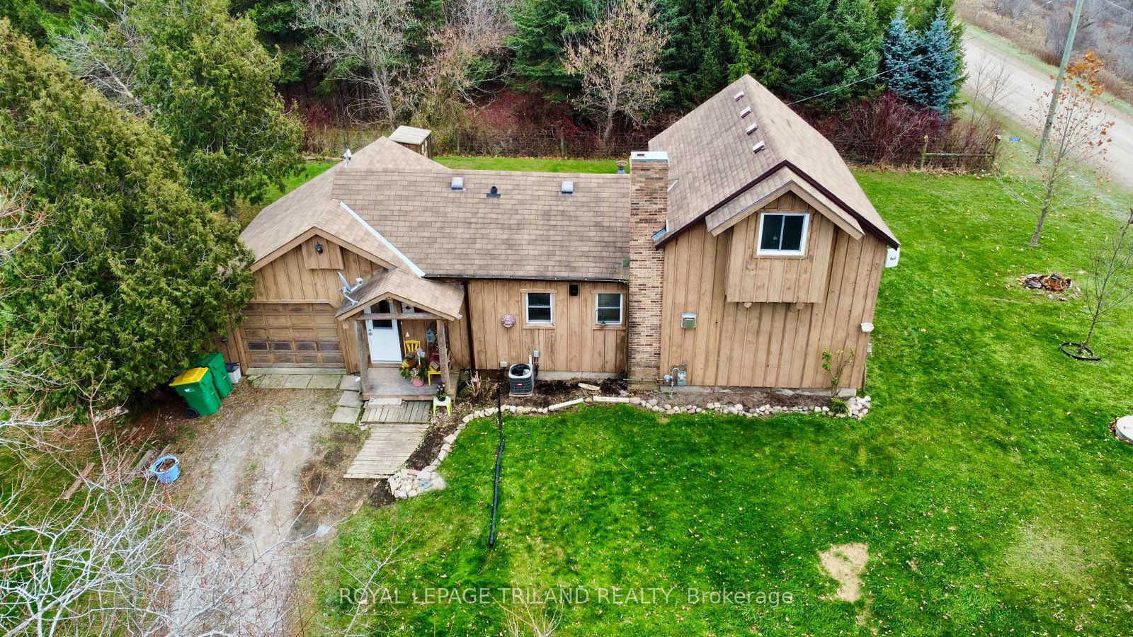 21622-dundonald-road-southwest-middlesex-ontario-x12559918