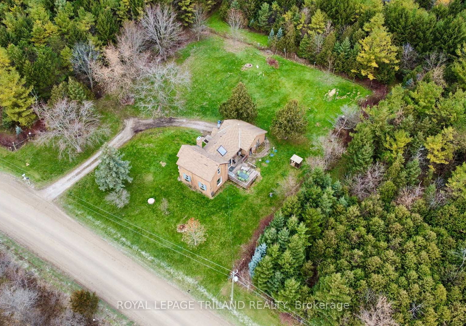 21622-dundonald-road-southwest-middlesex-ontario-x12559918