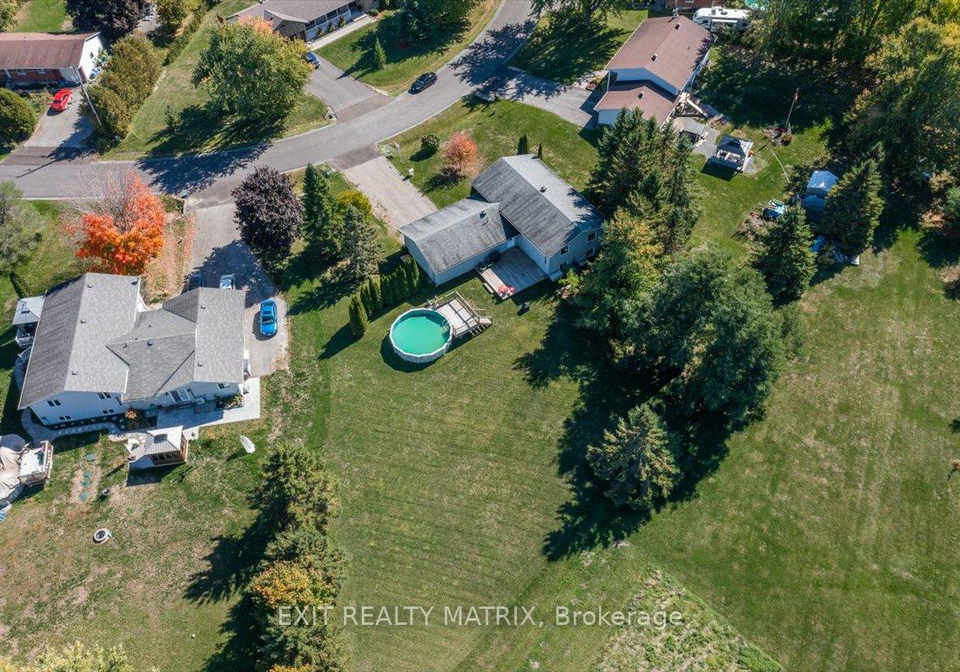8089-laurie-lane-ottawa-ontario-x12559998