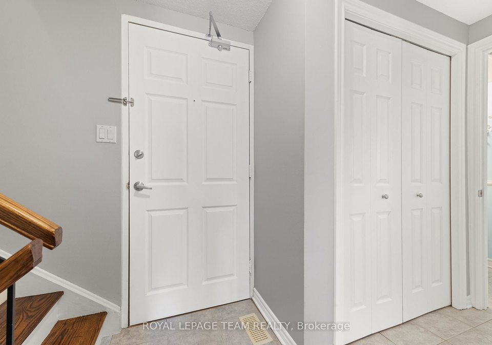 227-ridgepark-private-meadowlands-crestview-and-area-ottawa-ontario-x12560494