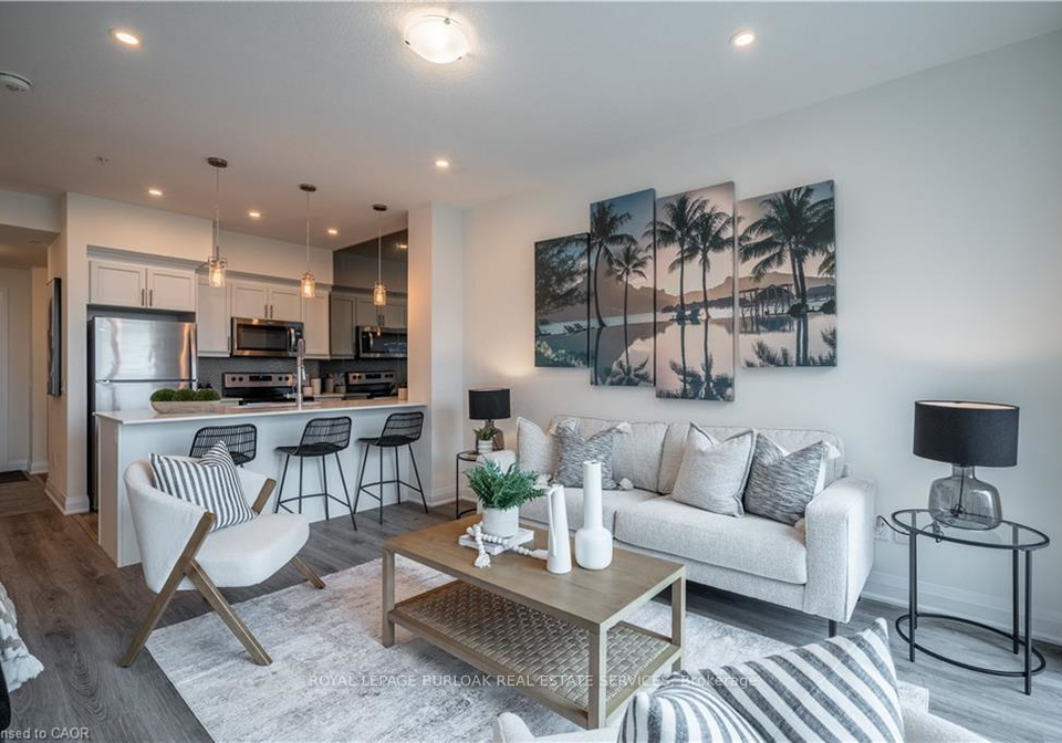 16-concord-place-grimsby-ontario-x12560696