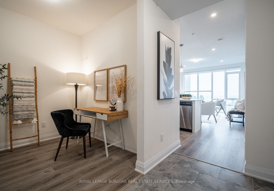 16-concord-place-grimsby-ontario-x12560696