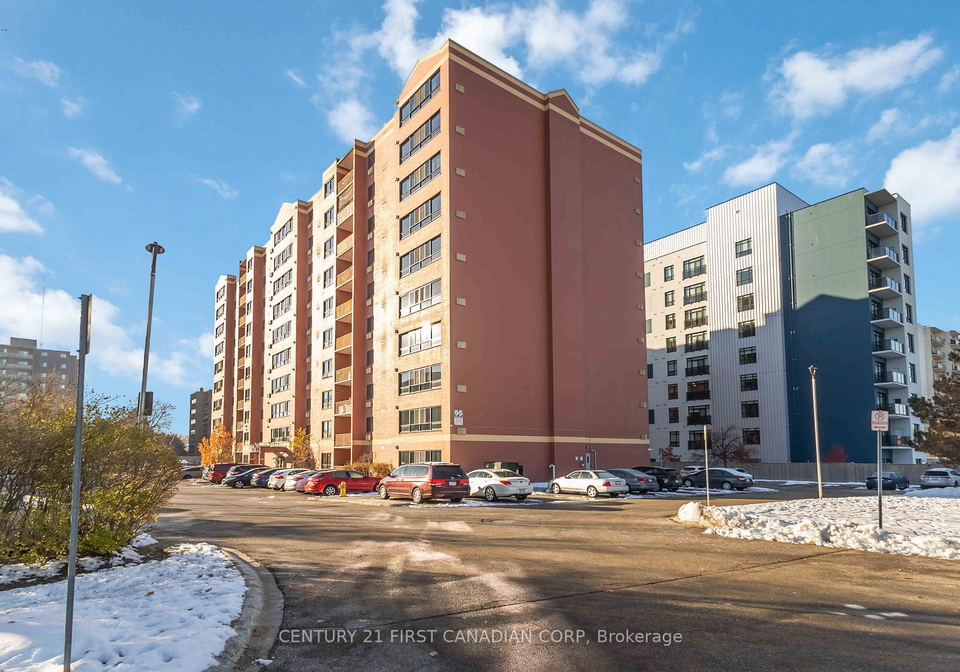 95-baseline-road-w-london-south-ontario-x12560838