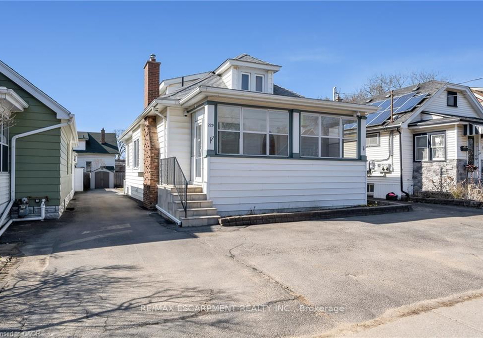 229-geneva-street-st-catharines-ontario-x12560980