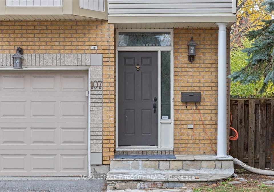 107-corsica-private-ottawa-ontario-x12561010