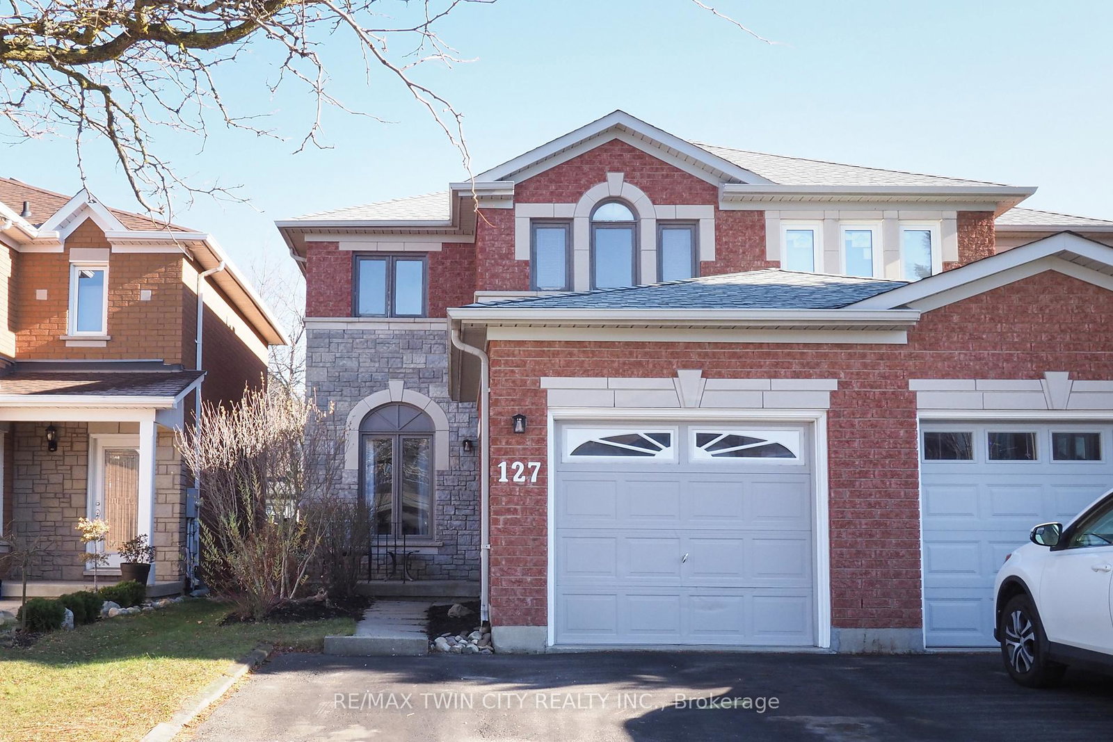 127-essex-point-drive-cambridge-ontario-x12561368
