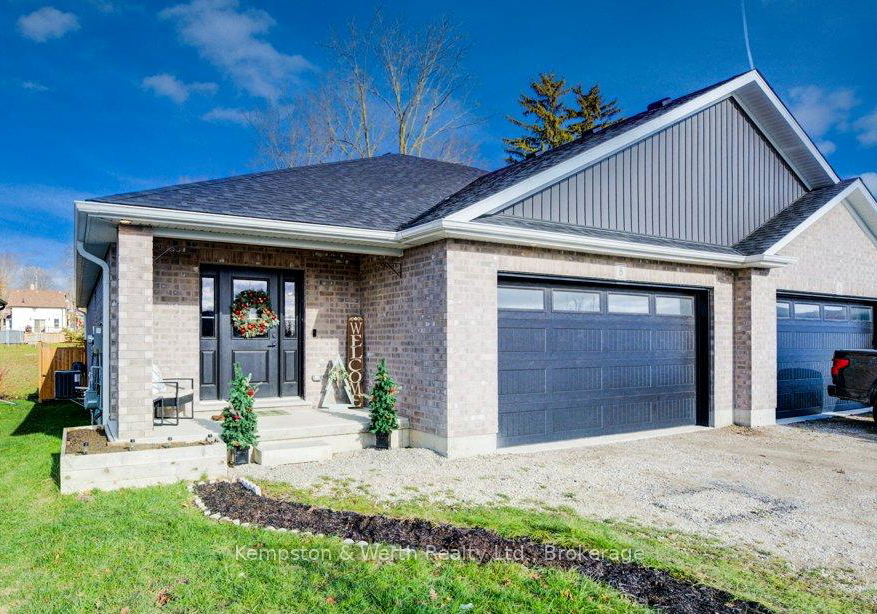 8-malcolm-crescent-north-perth-ontario-x12561576