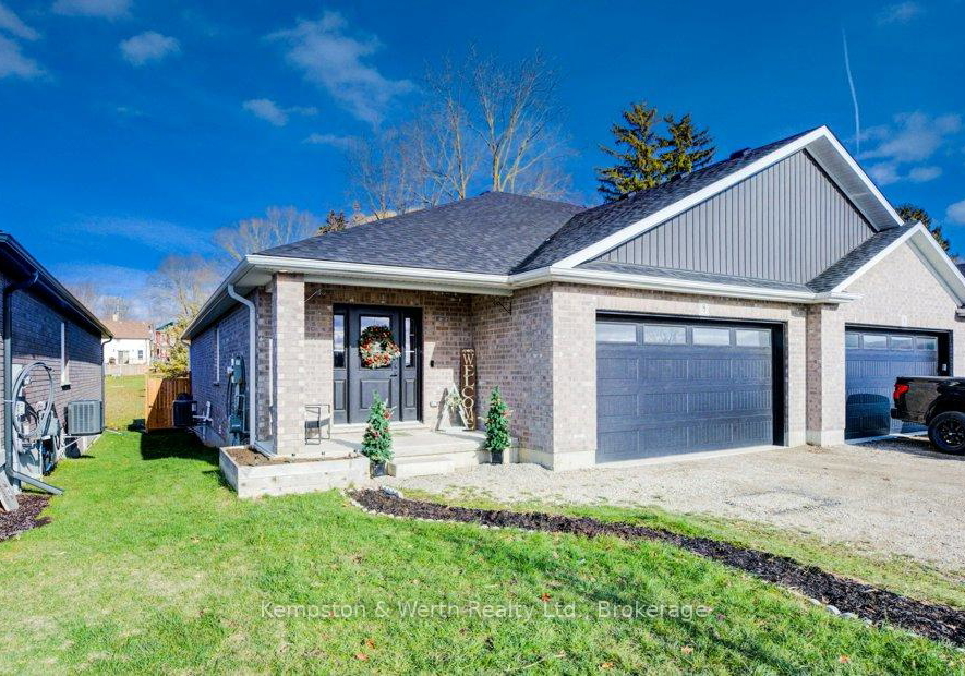 8-malcolm-crescent-north-perth-ontario-x12561576