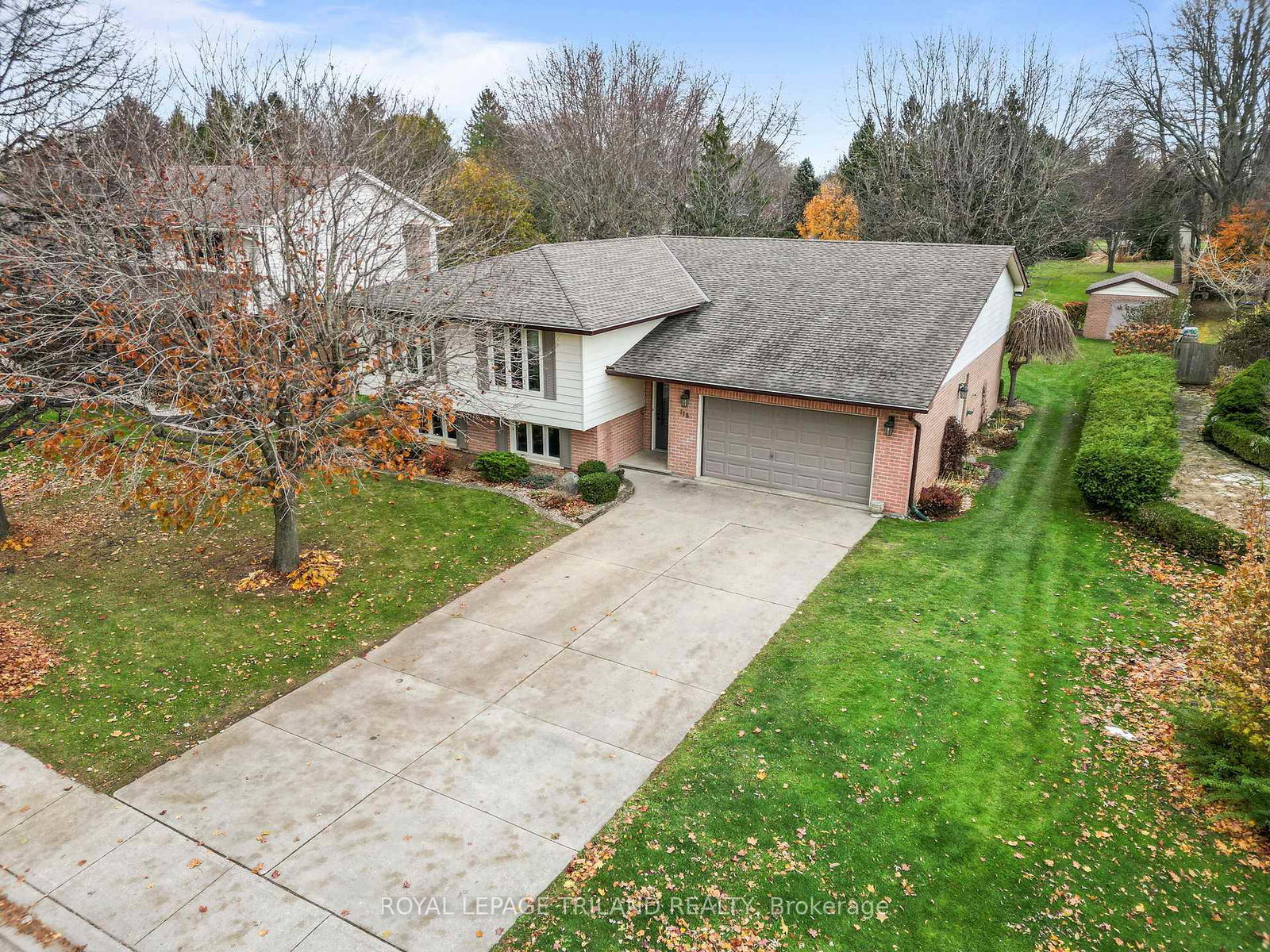 115-roe-street-southwest-middlesex-ontario-x12561790