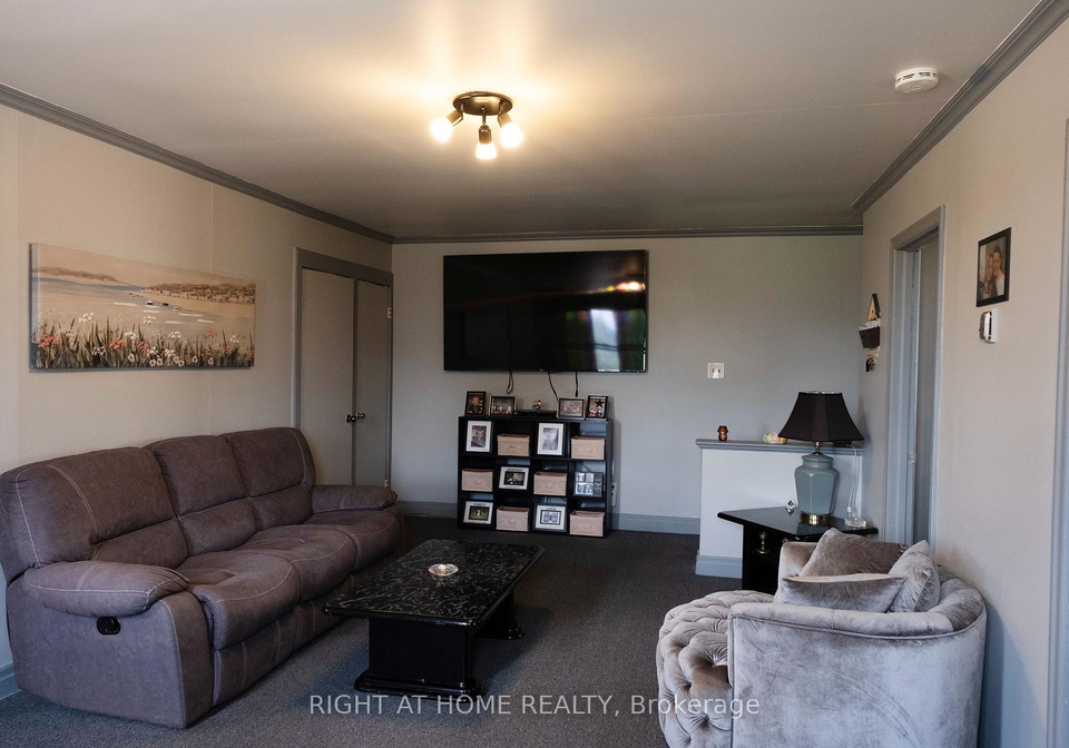 229-elgin-street-w-arnprior-ontario-x12561804