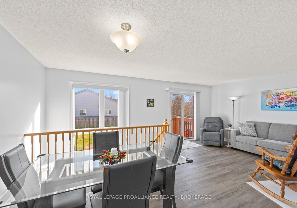 582-heritage-court-kingston-ontario-x12562202