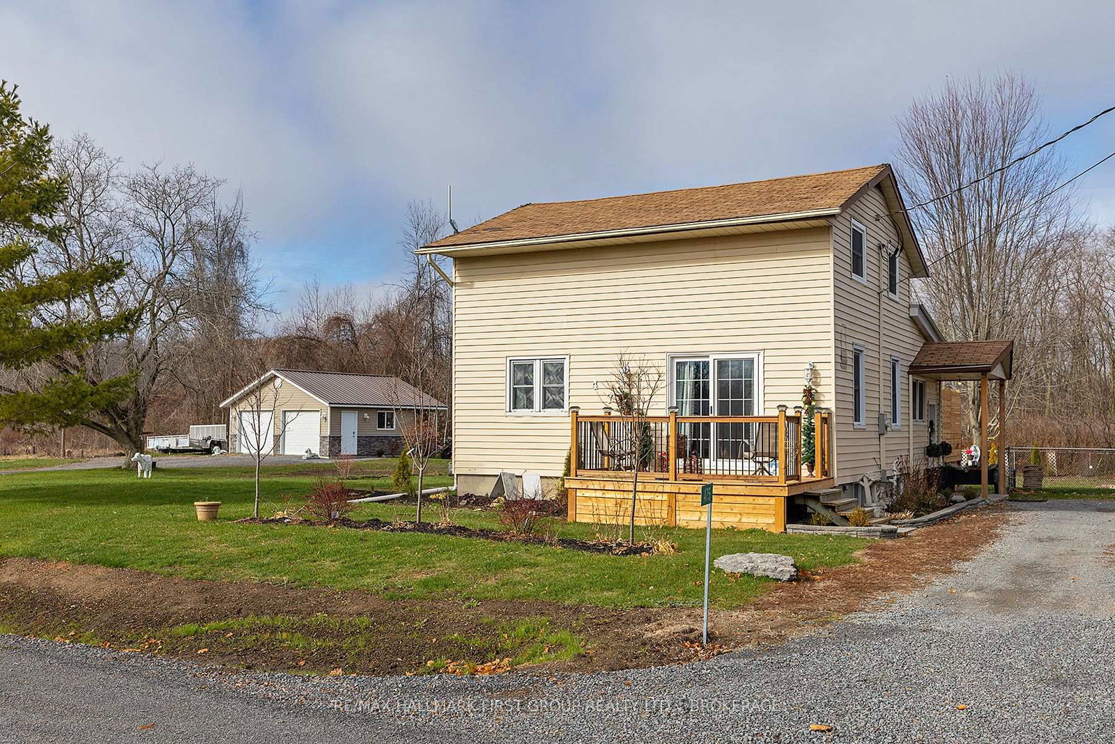 475-absalom-road-loyalist-ontario-x12562624