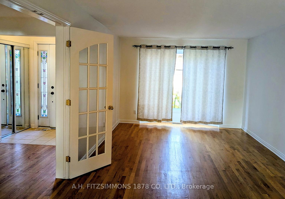 6-pattermead-crescent-ottawa-ontario-x12562772