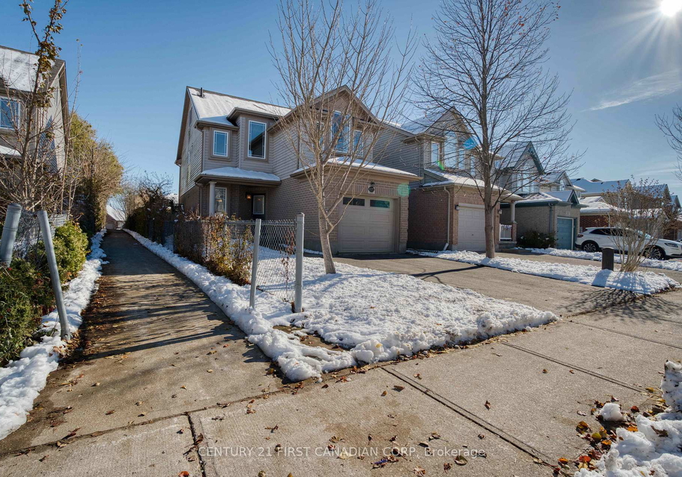 835-whetherfield-street-e-london-north-ontario-x12562868