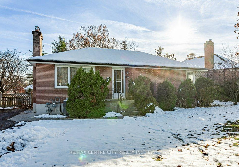 1429-brydges-street-london-east-ontario-x12562928
