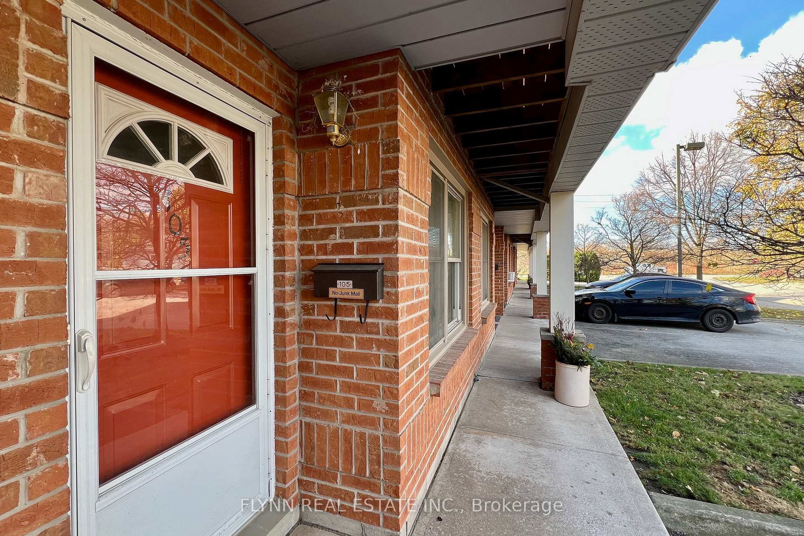 2-walnut-street-st-catharines-ontario-x12562976