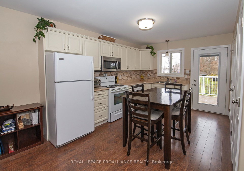 494-metcalf-street-tweed-ontario-x12562990