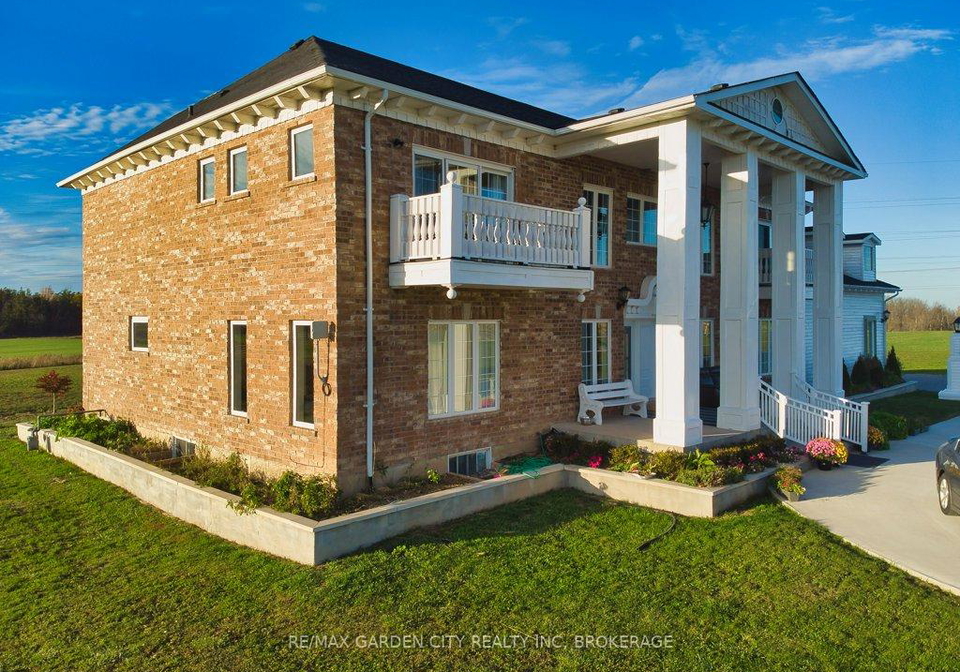 2400-effingham-street-pelham-ontario-x12563130