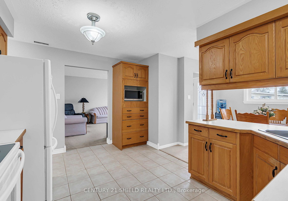 421-danis-avenue-cornwall-ontario-x12563440