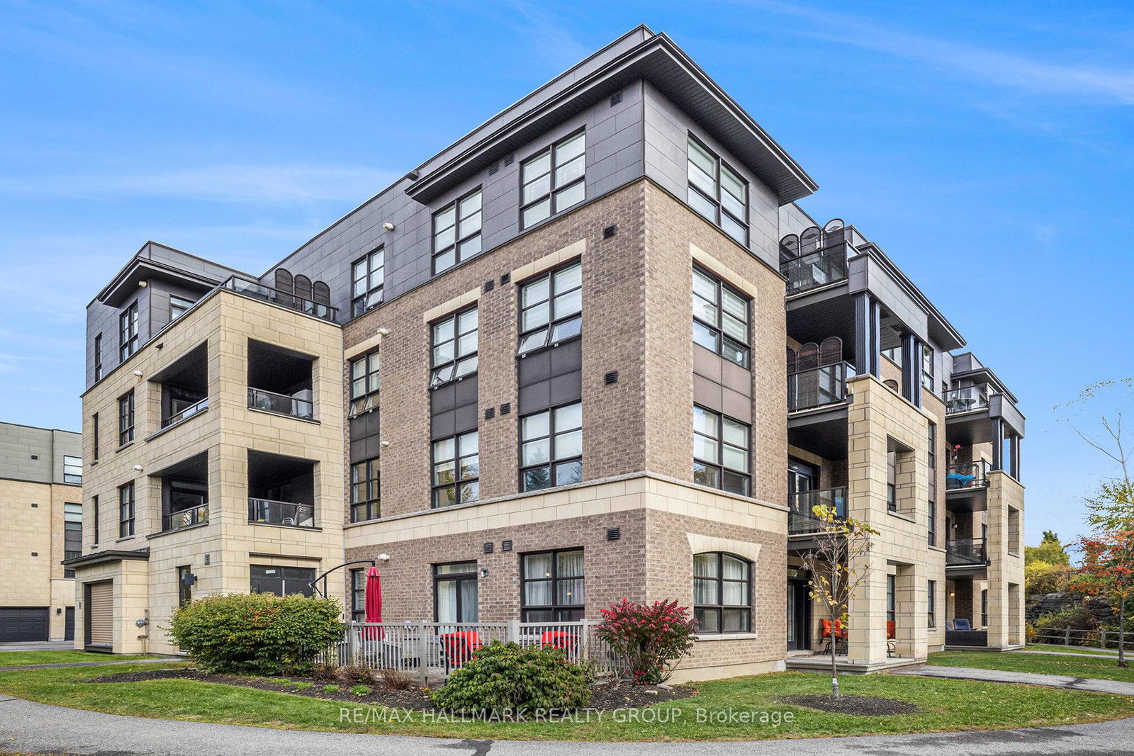 120-montblanc-private-orleans-convent-glen-and-area-ottawa-ontario-x12563646