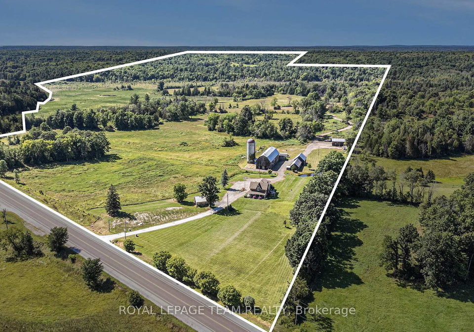 20468-7-tay-valley-ontario-x12564284