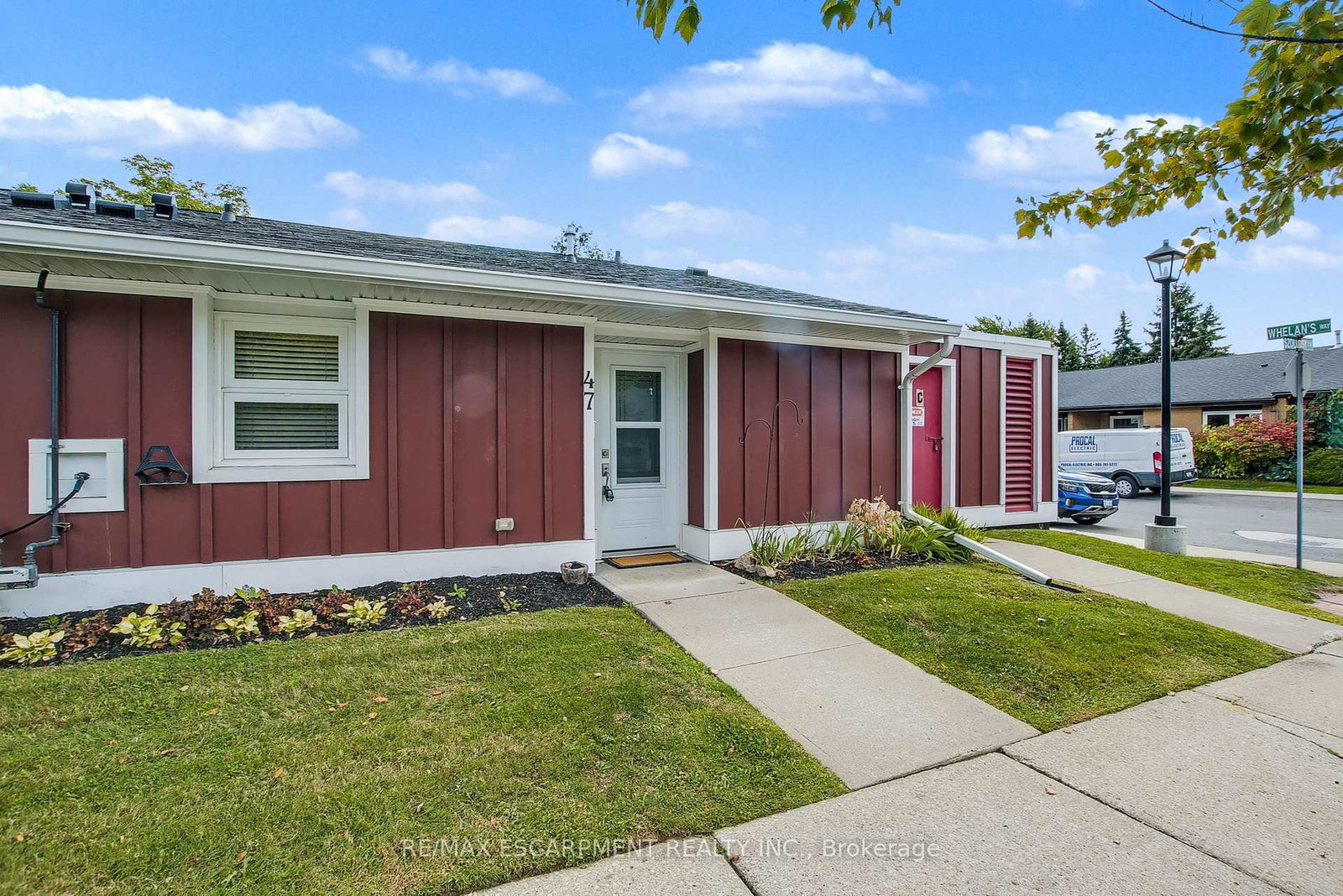 47-szollosy-circle-hamilton-ontario-x12564528