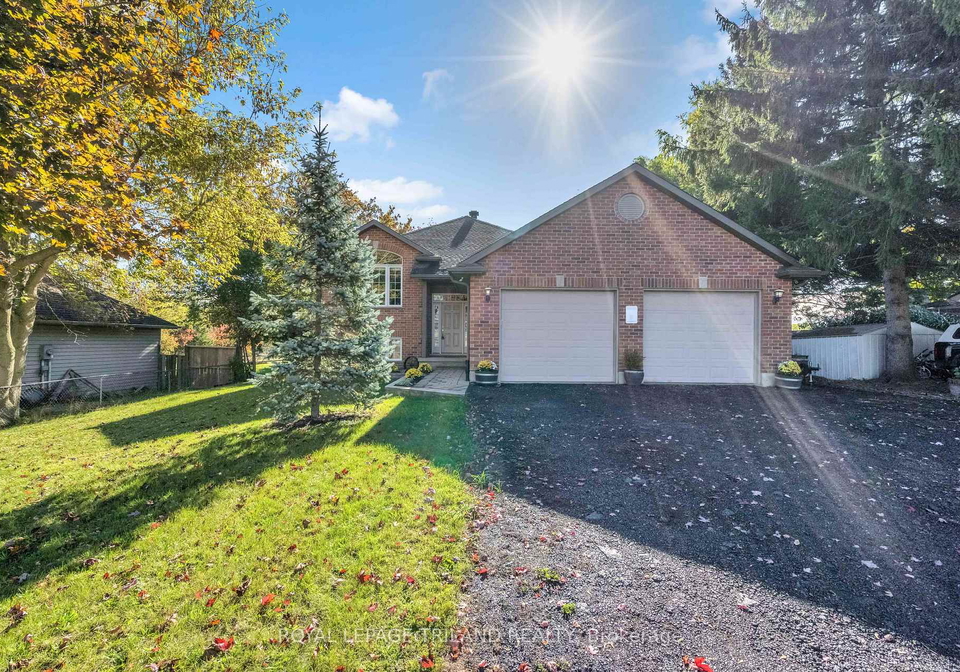 3805-trillium-drive-southwest-middlesex-ontario-x12564830