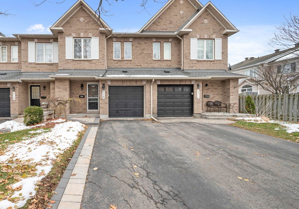 713-carmella-crescent-ottawa-ontario-x12565356