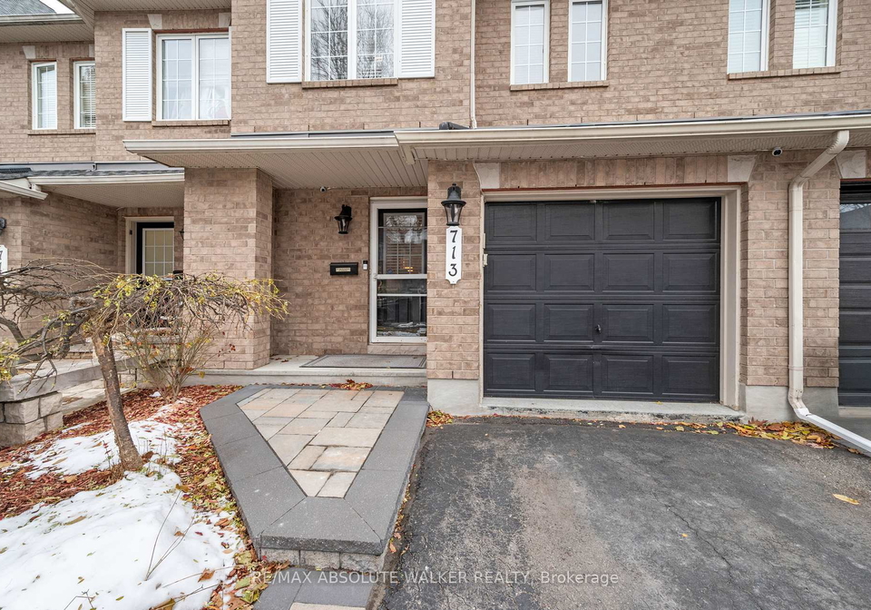 713-carmella-crescent-ottawa-ontario-x12565356