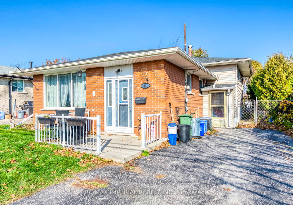 11-queensbury-drive-hamilton-ontario-x12565358