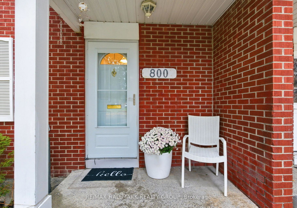 800-cummings-avenue-ottawa-ontario-x12565842