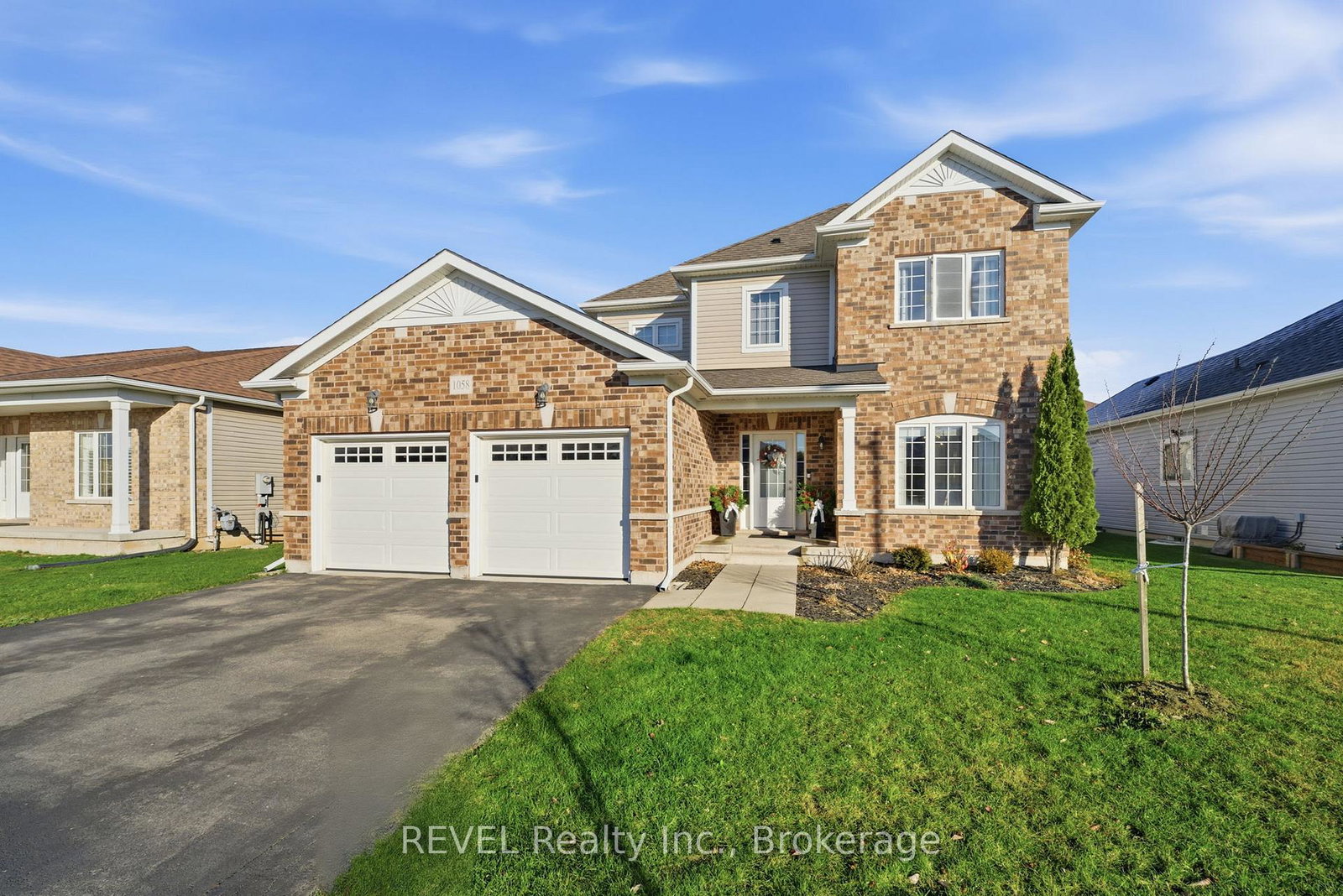 1058-meadowood-street-fort-erie-ontario-x12565932