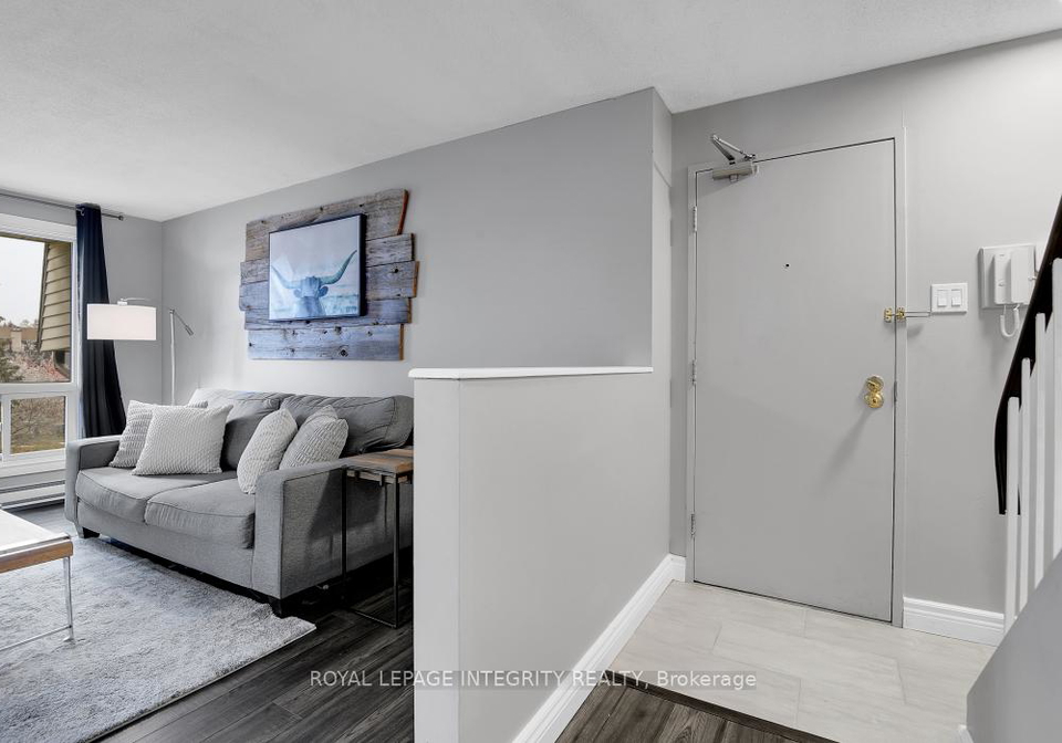 20-sweetbriar-circle-ottawa-ontario-x12565994