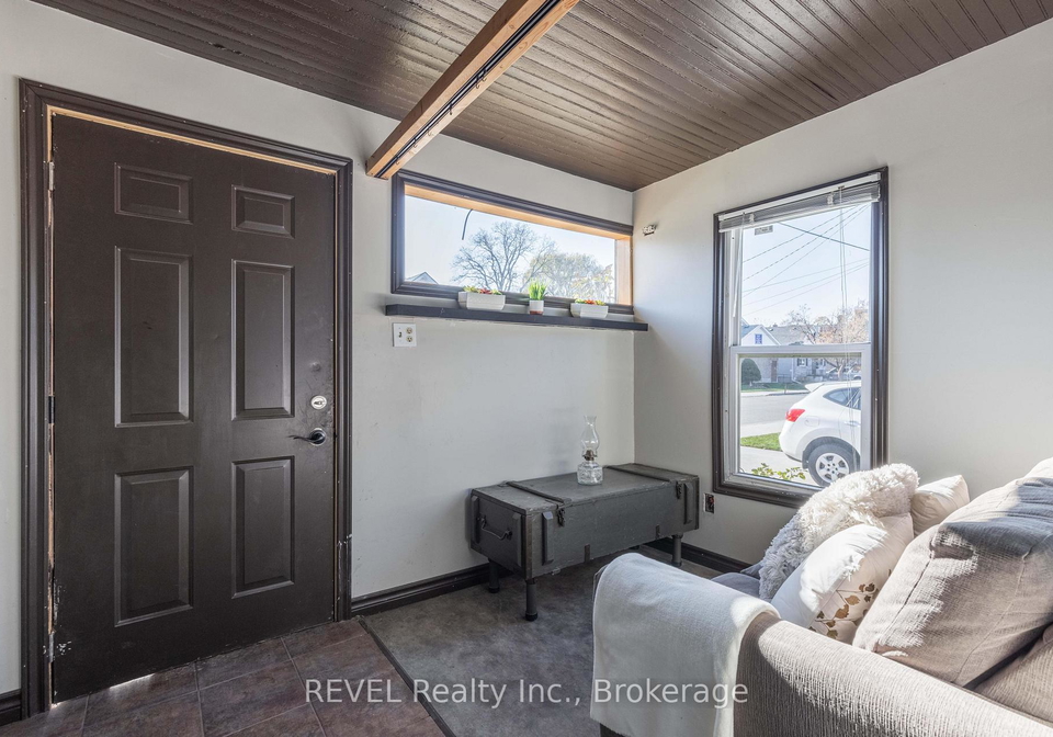 6133-prospect-street-niagara-falls-ontario-x12566008