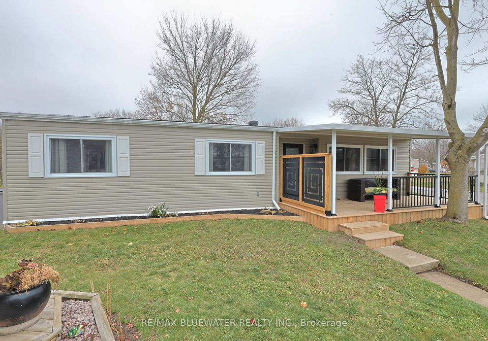 46-st-andrews-place-south-huron-ontario-x12566458
