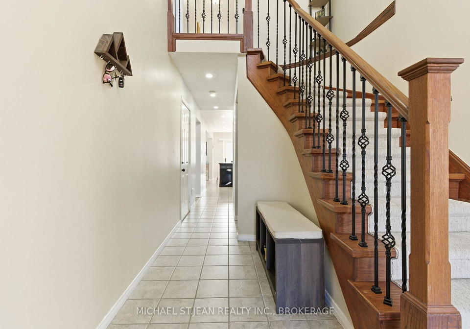 2-racalmuto-street-hamilton-ontario-x12566588