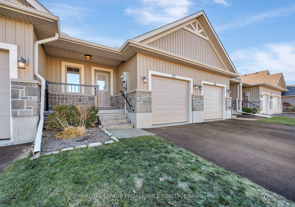 22-chinook-street-belleville-ontario-x12566684