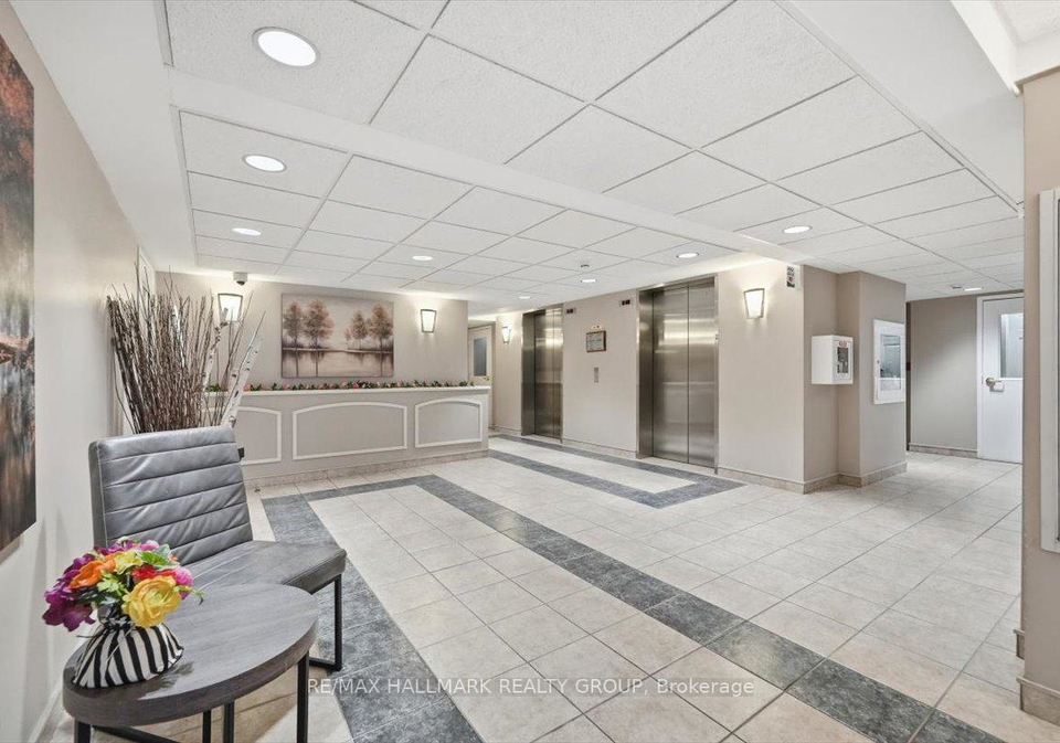 320-centrum-boulevard-orleans-cumberland-and-area-ottawa-ontario-x12566694