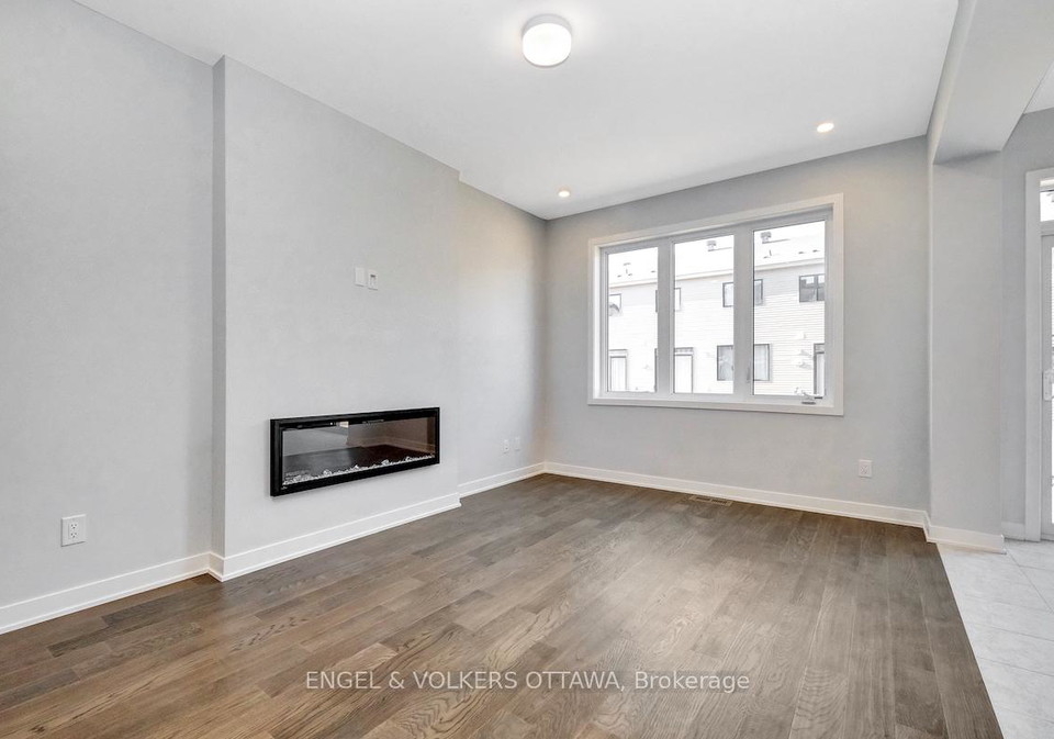 371-crossway-terrace-ottawa-ontario-x12566854