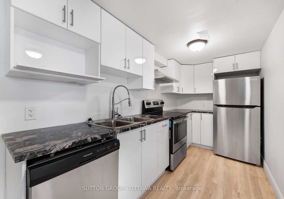 20-dundegan-drive-kanata-ontario-x12567216