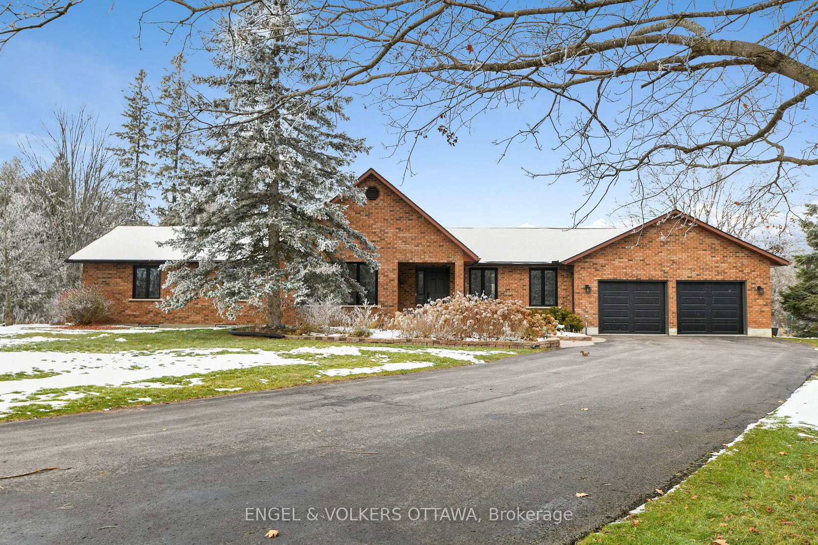 102-delaney-drive-ottawa-ontario-x12567244