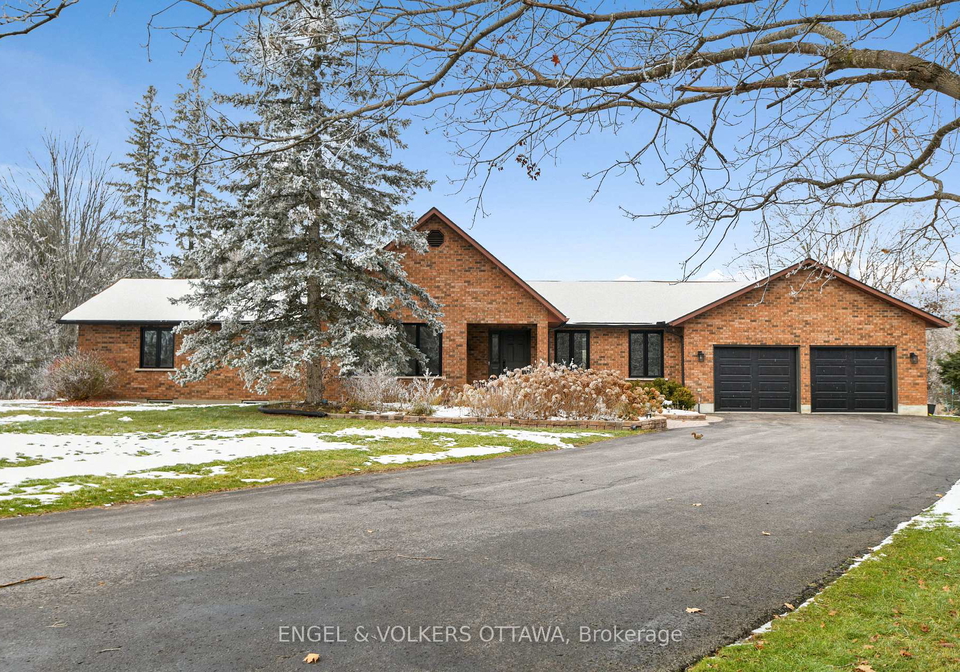 102-delaney-drive-ottawa-ontario-x12567244