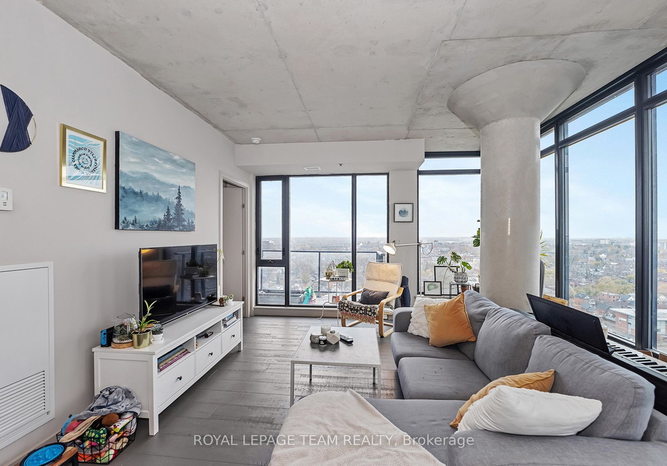203-catherine-street-ottawa-ontario-x12567380
